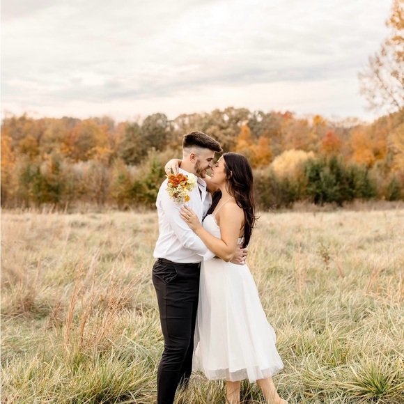 Selfie Leslie white chiffon dress - Picture 2 of 3